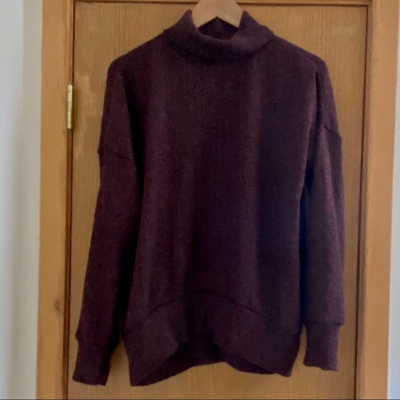 TOPSHOP Oversized Knit Turtleneck Sweater - Size 4 - Picture 3 of 12